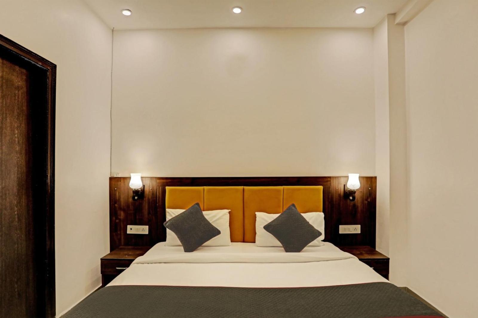 Hotel Kgf King
